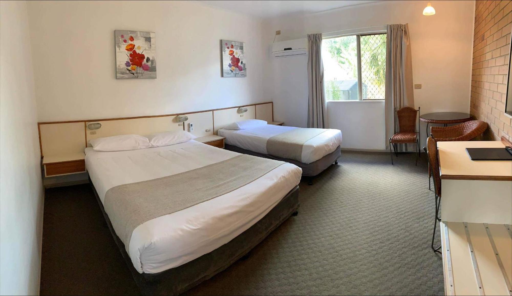 Wild Scotsman Motor Inn Gin Gin Qld Luaran gambar