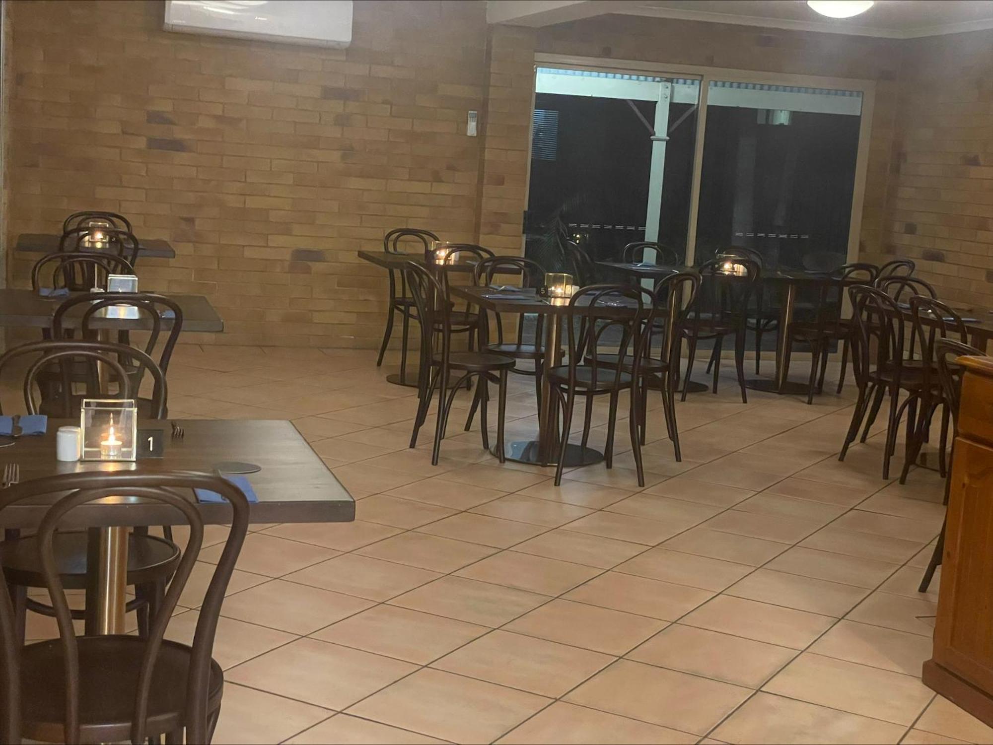 Wild Scotsman Motor Inn Gin Gin Qld Luaran gambar