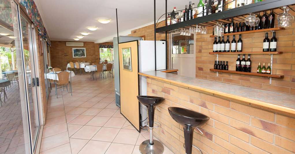 Wild Scotsman Motor Inn Gin Gin Qld Restoran gambar