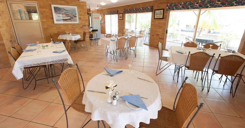 Wild Scotsman Motor Inn Gin Gin Qld Restoran gambar